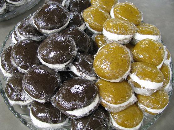 And... last but not least, cute little whoopie pies!