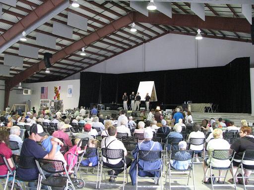 Garment of Praise always has a half-hour singing before the auction starts.